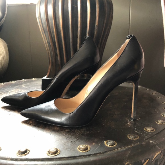 Manolo Blahnik Heels - Picture 1 of 4